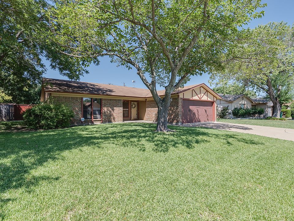 Large Front Yard