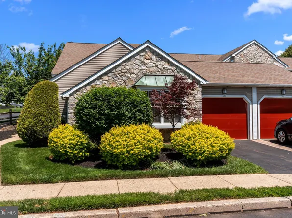 907 Potters Pl, Holland, PA 18966