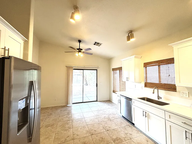82 S Criss Pl — Photo 11