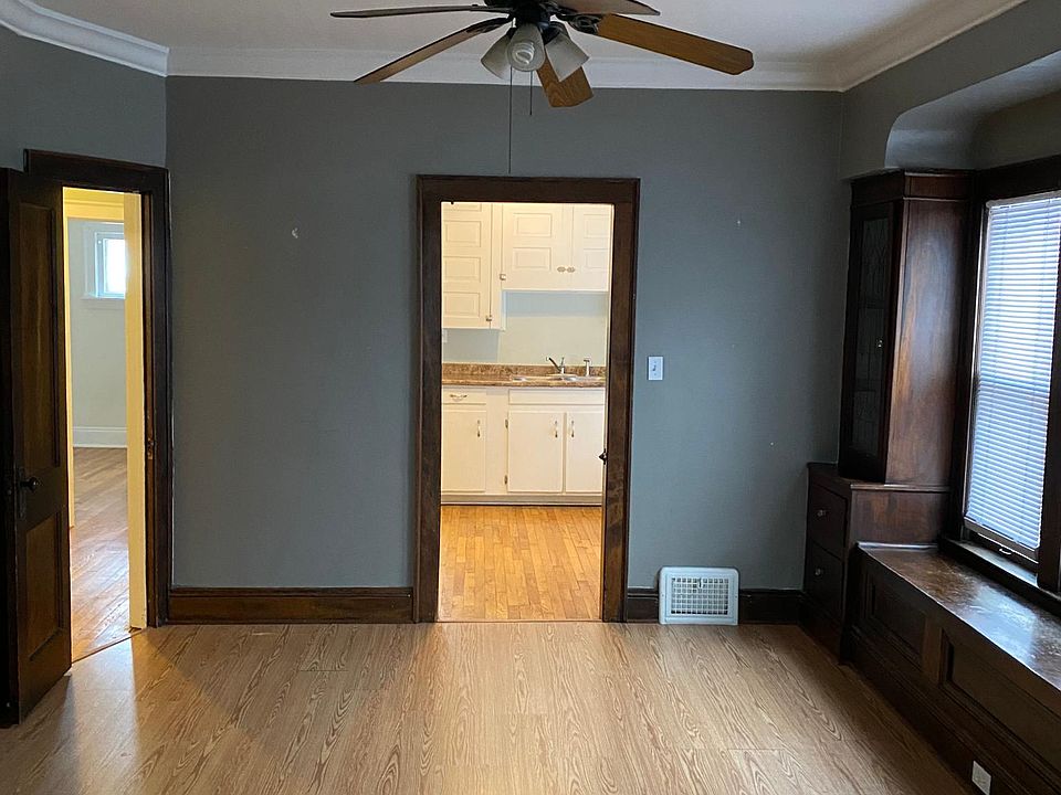 1st image of 2103 Wyandotte Ave