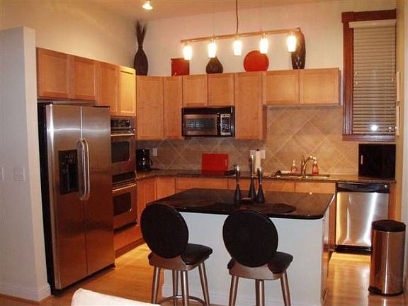 5th image of 612 Central St APT 301