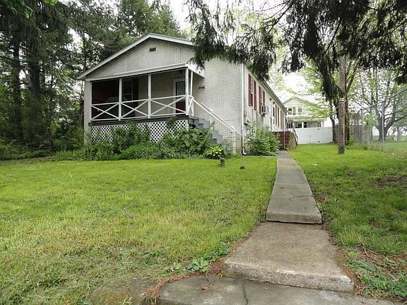 5th image of 520 E Market St
