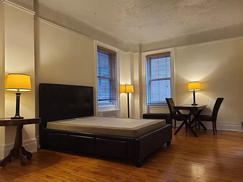 1st image of 26 E 60th St #10D