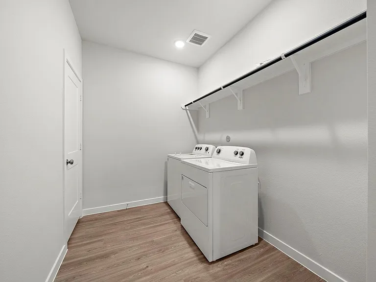 21134 Armstrong County Dr — Photo 21