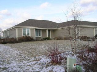 1160 W Drexel Ave, Oak Creek, WI 53154