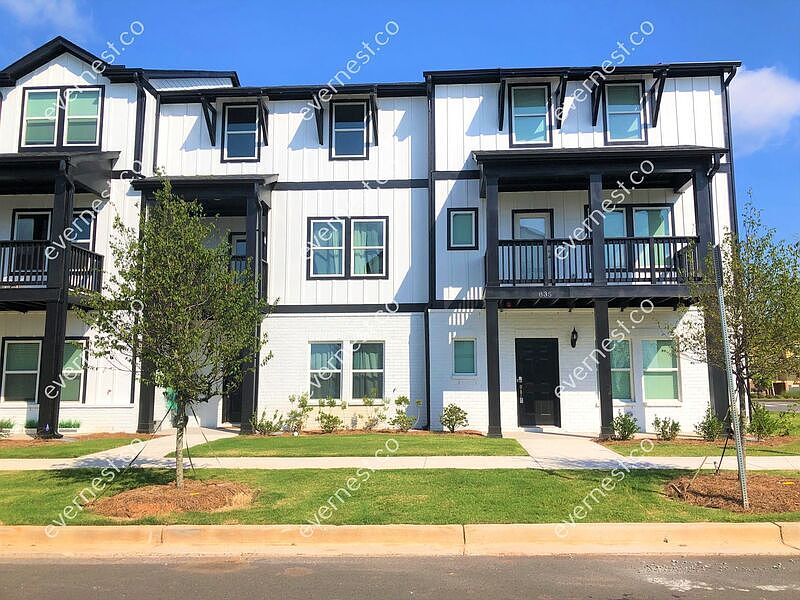 1st image of 835 Altamaha Trl