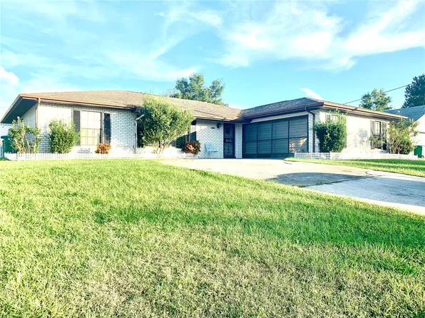 1891 Fortune Ct, Deltona, FL 32725