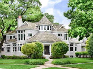 500 Sunset Rd, Winnetka, IL 60093