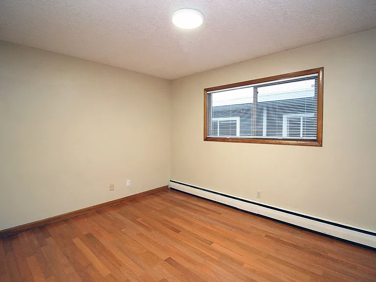 3230 SW Marigold St — Photo 16