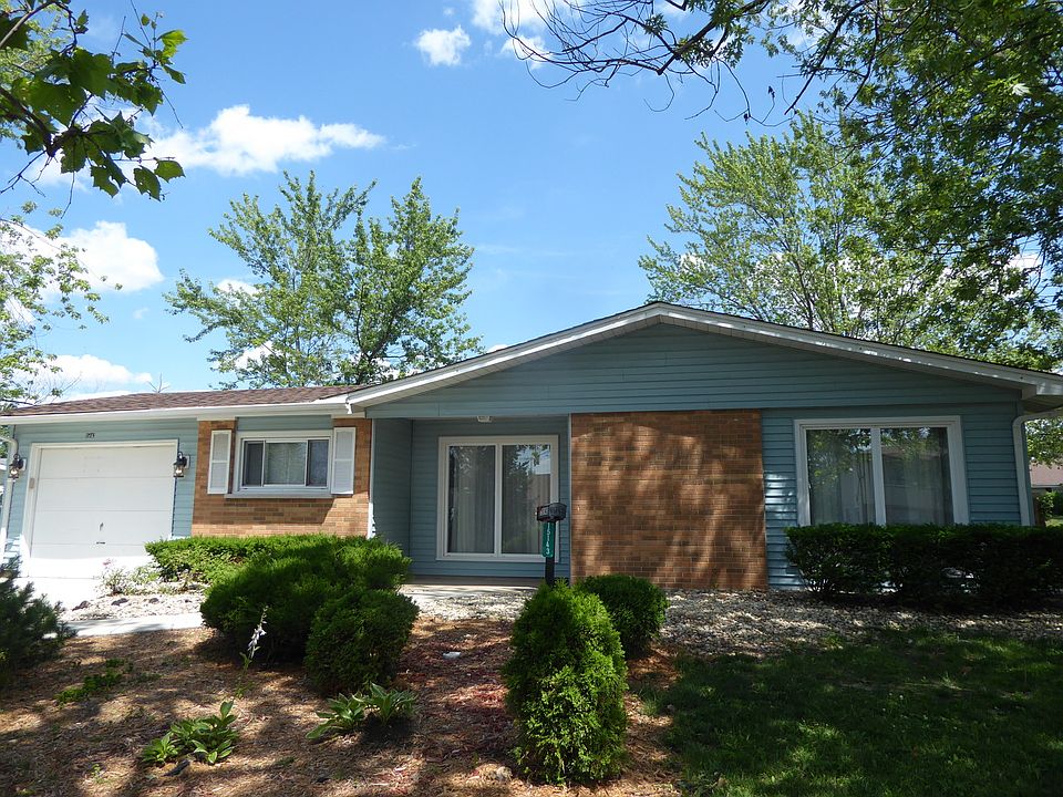 1st image of 15143 Hilltop Dr