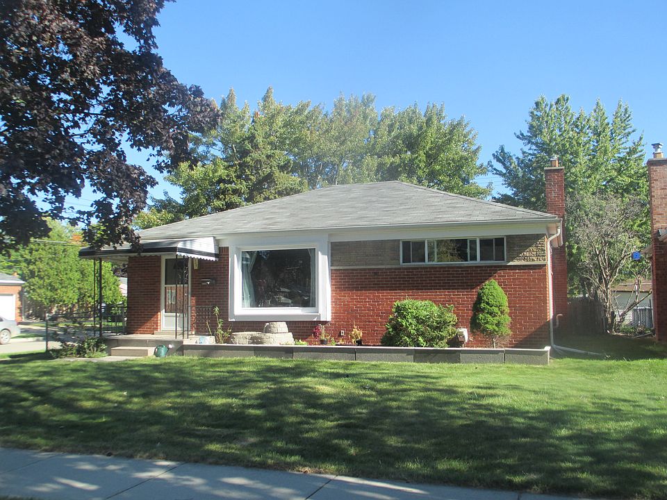 1st image of 23001 Playview St