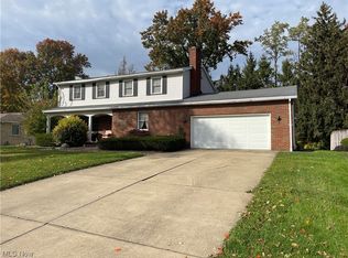 1876 Meadowlark Ln, Niles, OH 44446