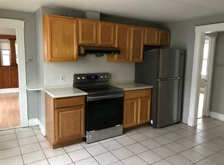 67 Woodlawn St, West Hartford, CT 06110