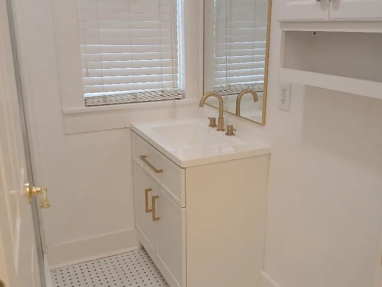 603 E Grayson St #1 — Photo 9