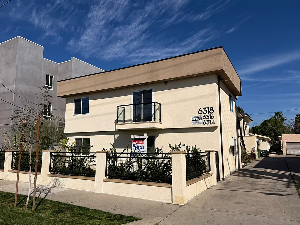 6318 Beck Ave #2