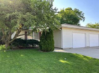 310 Wesley Ave #B, Savoy, IL