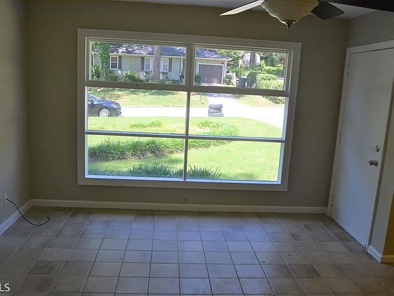 3rd image of 2336 Bonner Rd