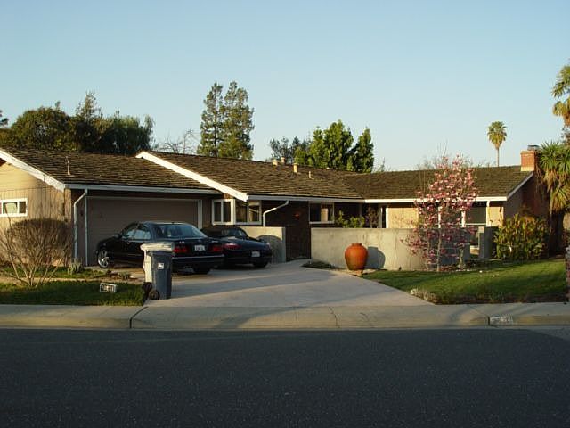 1st image of 2649 Sunnycrest Ct