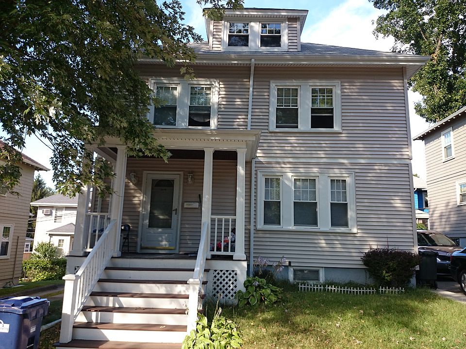 2nd image of 187 Chiswick Rd