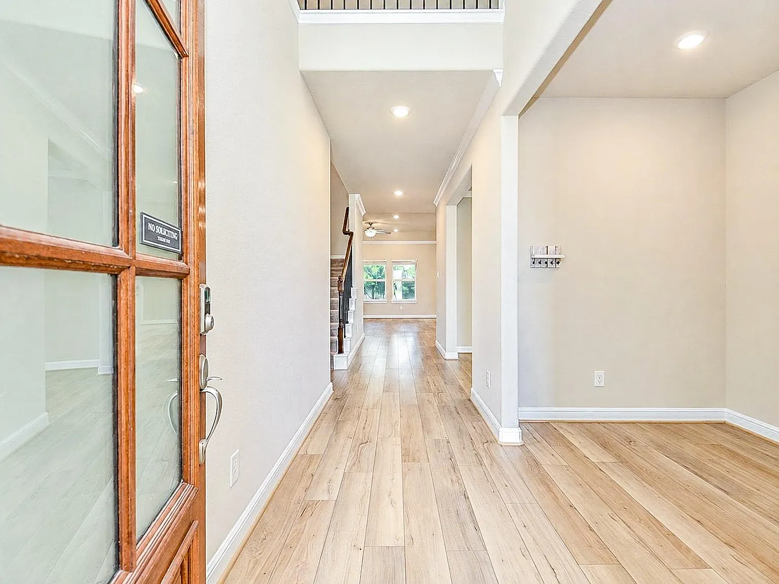 4 bed, 3.5 bath, 3112 sqft, $3,800 — Photo 3
