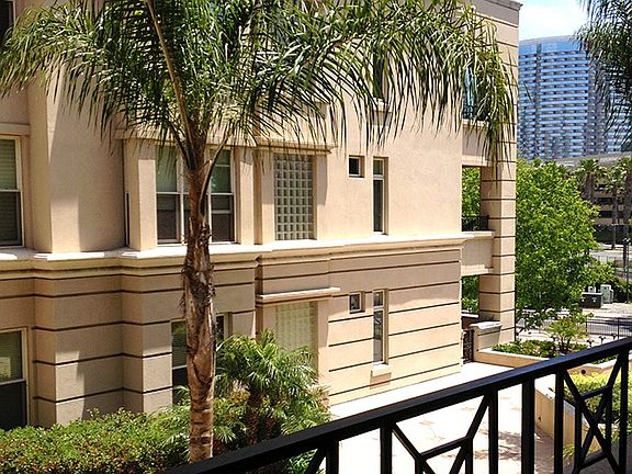 2nd image of 655 India St Unit 220
