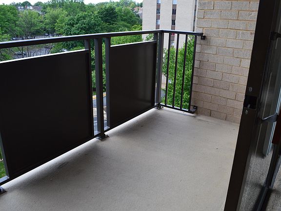4th image of 3100 S Manchester St APT 936