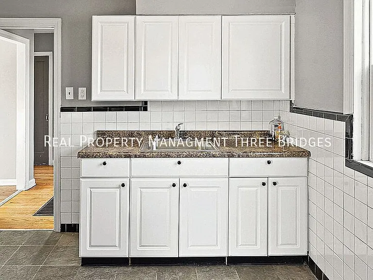 1180 S New Florissant Rd — Photo 9