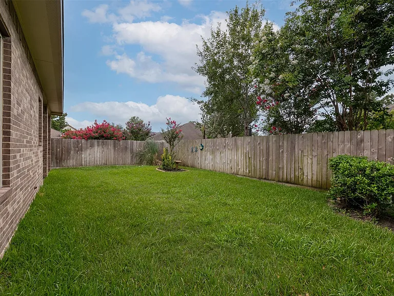 19511 Dunlay Springs Dr — Photo 31