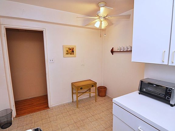 3rd image of 22626 Union Tpke APT 6B