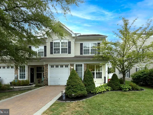 13 Beaumont Pl, Westampton, NJ 08060