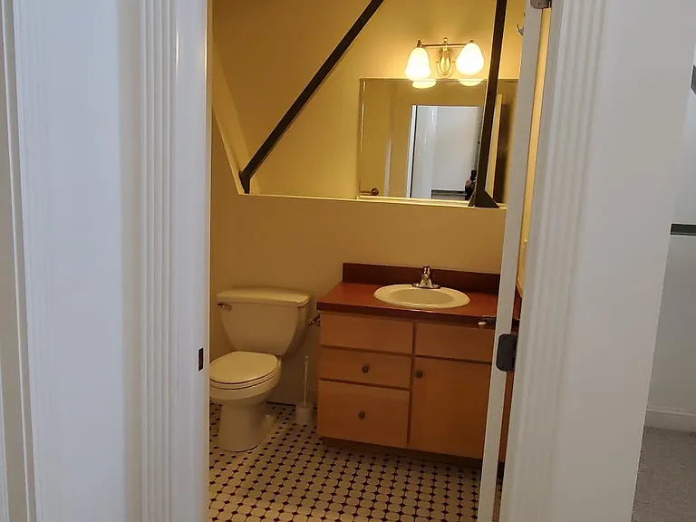 1400 Bushkill Dr #101 — Photo 6