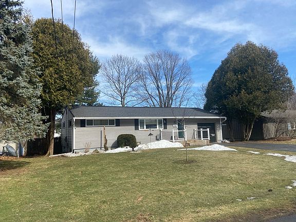 2nd image of 126 Sheraton Rd