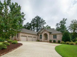 730 W Chelsea Dr, Sanford, NC 27332