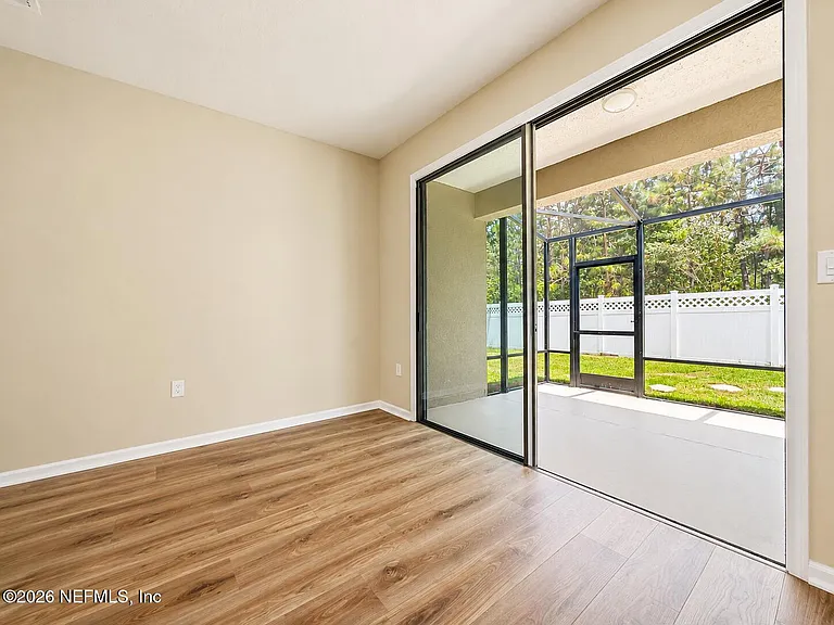 550 Drysdale Dr — Photo 6