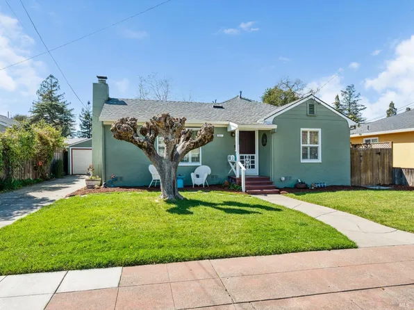 521 Alderbrook Drive, Santa Rosa, CA 95405