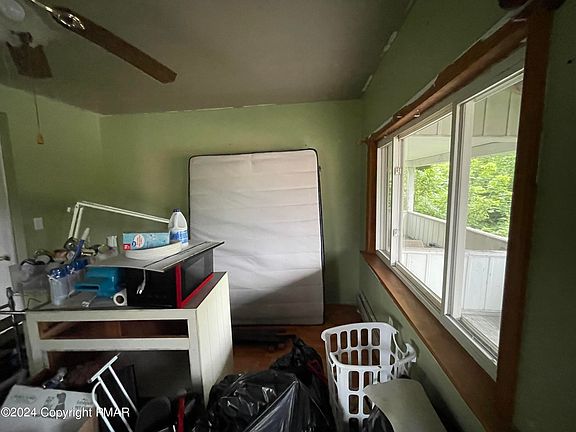 4th image of 570 1st Ave