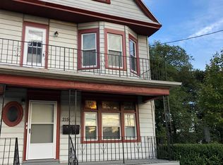 215 Maple St #1, Buffalo, NY 14204