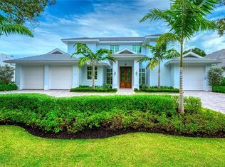 655 Riviera Dr, Naples, FL 34103