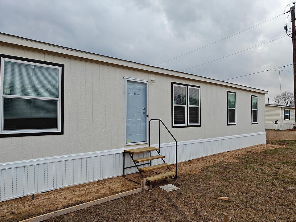 1st image of 107 Porter Cir