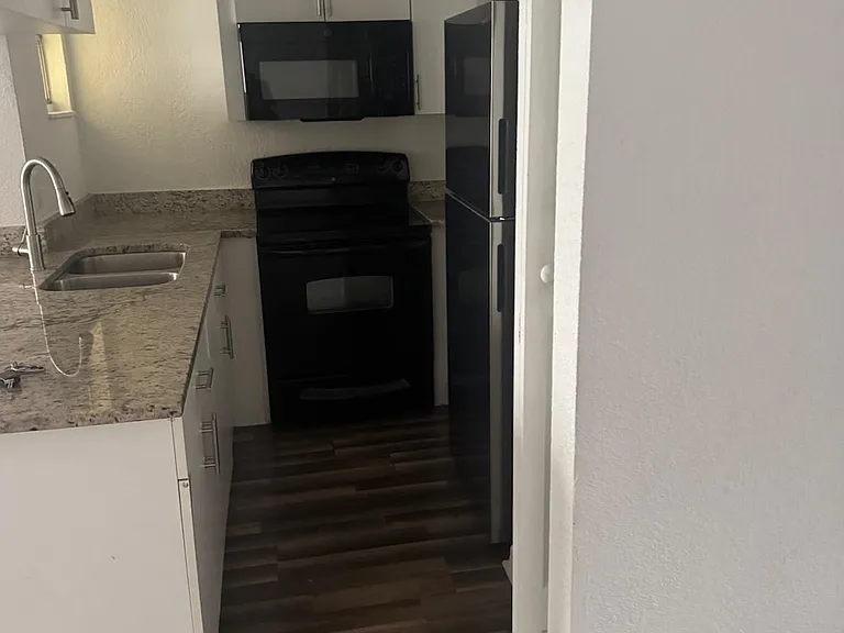 111 N Pearl St — Photo 7