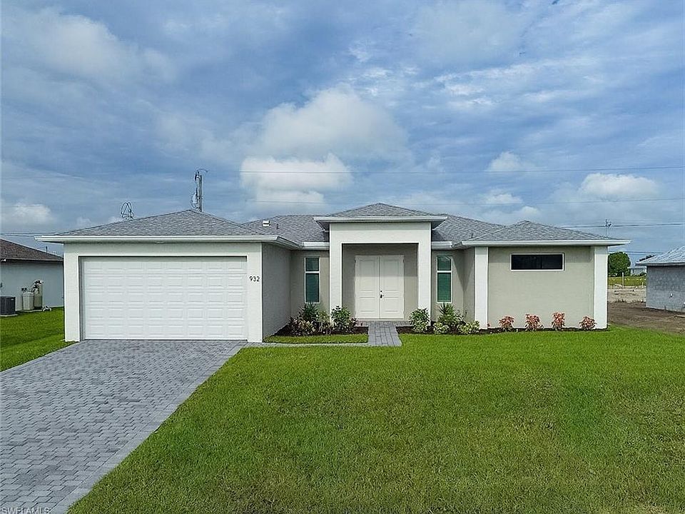 1st image of 932 NW 7th Pl