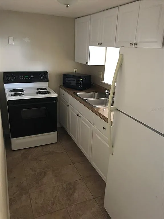 1 bed, 1.0 bath, 504 sqft, $1,000 — Photo 4
