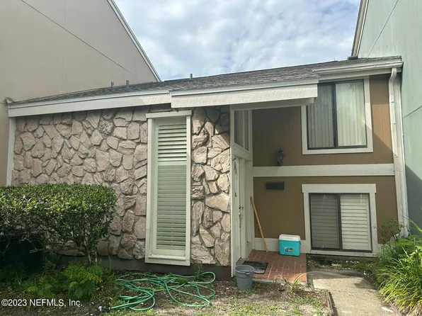 6204 LAKE LUGANO Drive #6204, Jacksonville, FL 32256