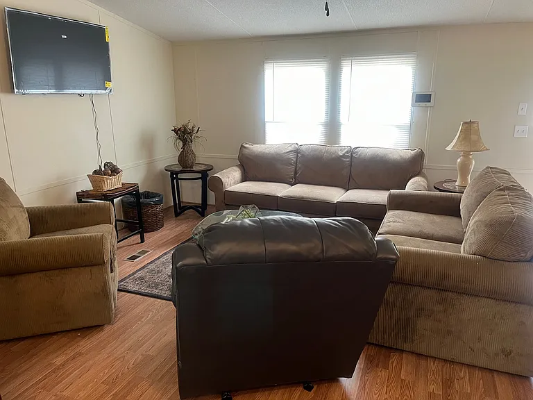 416 Juliette Cir — Photo 10