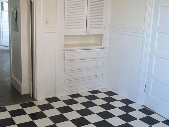 3rd image of 31 Bulkley Ave #4