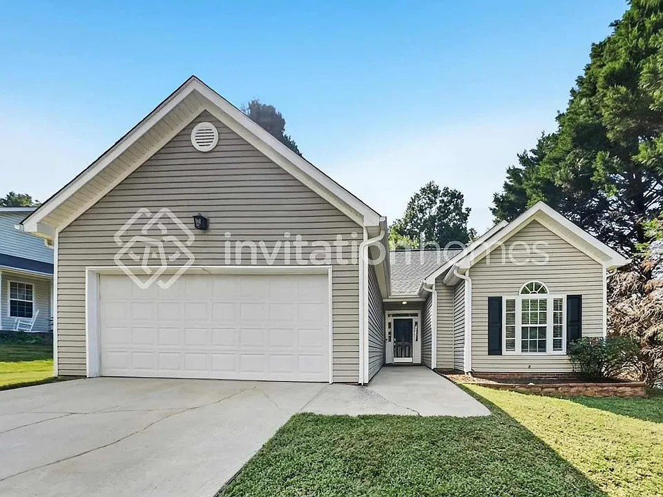 2367 Eagle Glen Ct