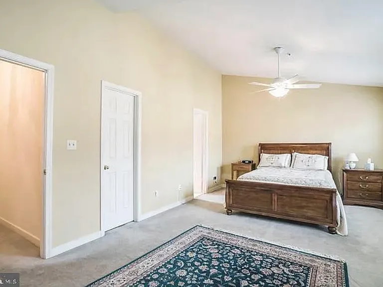 10922 Rocky Mount Way — Photo 13