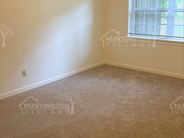 618 Randolph Ave — Photo 7
