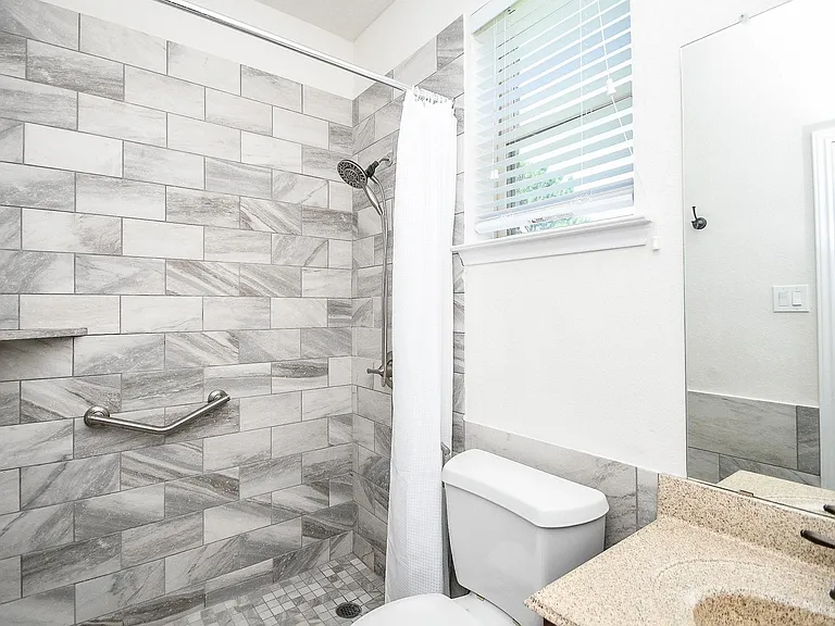 28426 Rolling Ridge Dr — Photo 23
