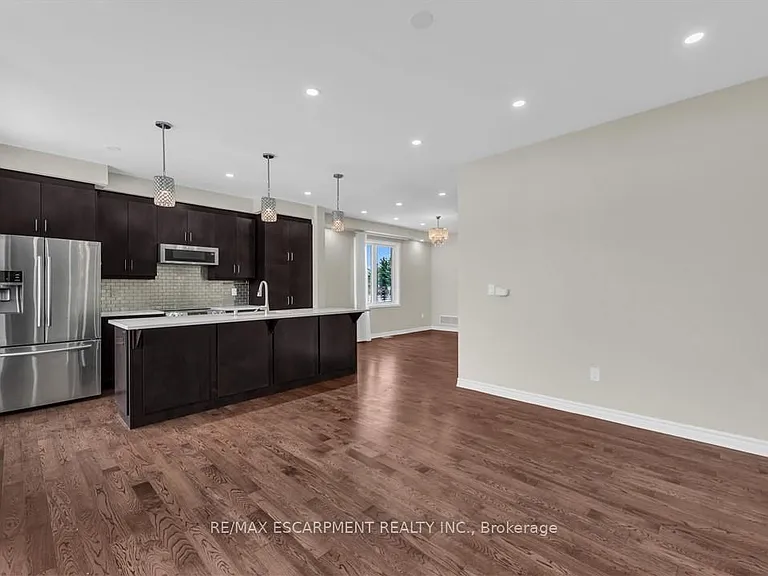 75 Forest Ridge Ave — Photo 18